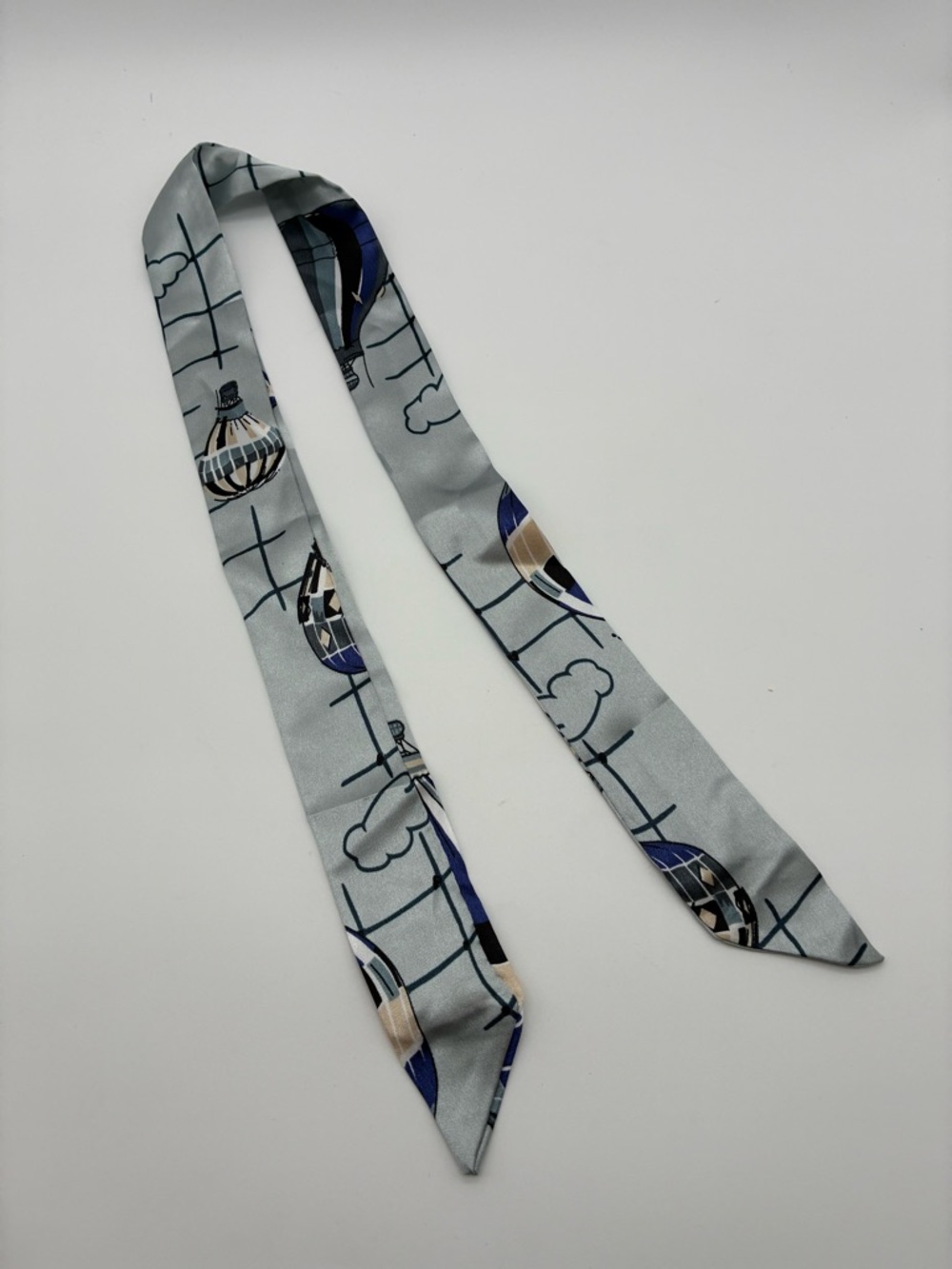 NWOT Light Gray and Blue hot air balloon twilly / bag scarf